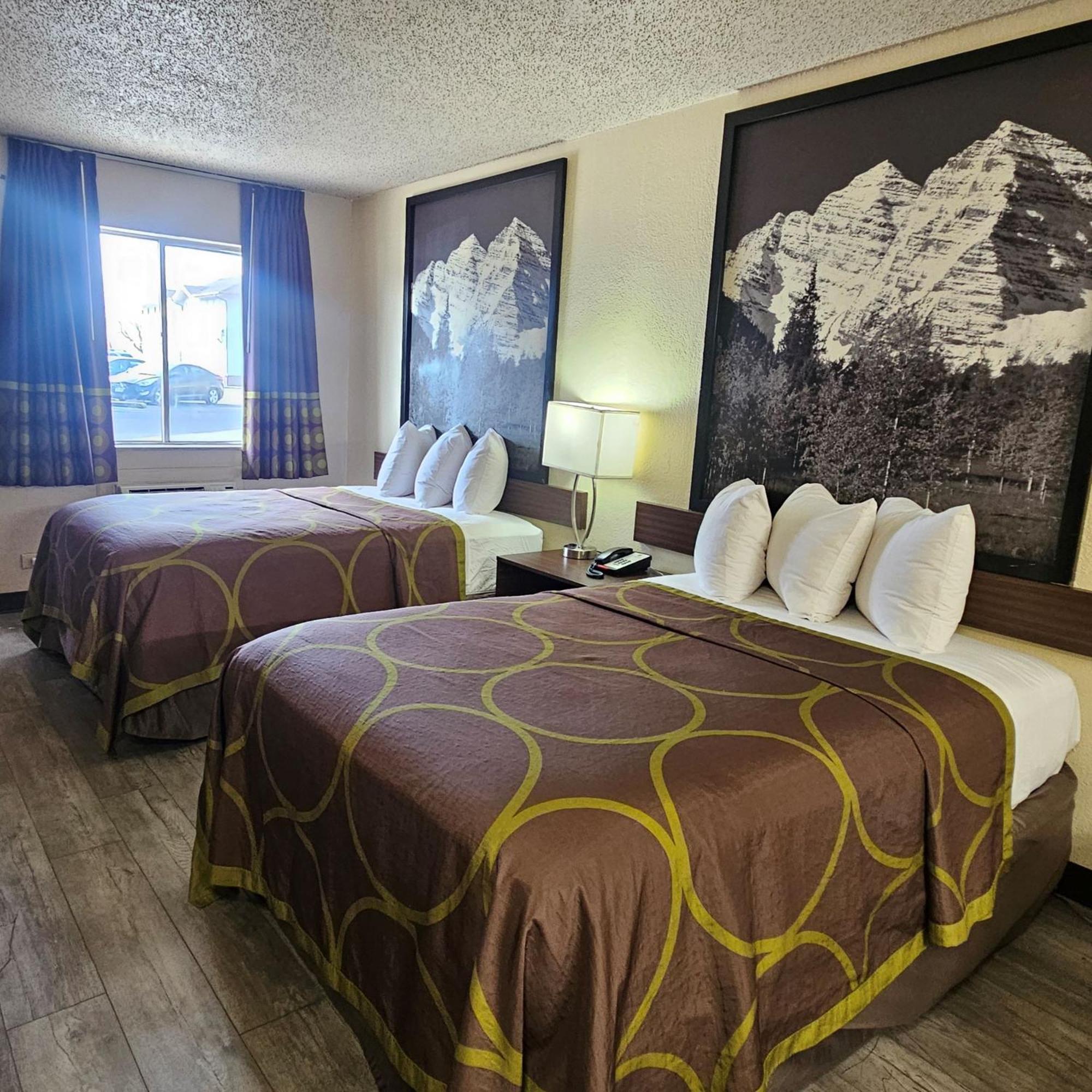 Super 8 By Wyndham Denver Central Extérieur photo
